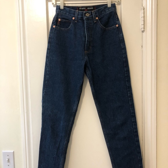Vintage Guess Mom Jeans - Picture 5 of 5